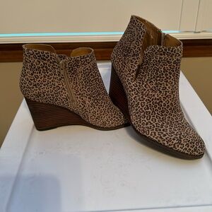 Lucky Brand booties